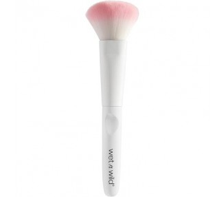 Wet 'n' Wild Blush Brush Ideal for Makeup Application on the Apples of the Cheeks