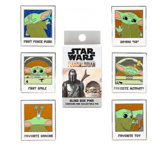 Blind Box Enamel Pin Yoda the Child The Mandalorian Star Wars Loungefly surtido