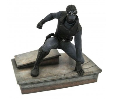 Estatua Spiderman traje negro Spiderman Marvel 18cm