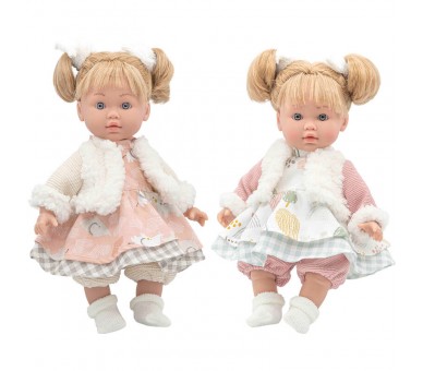 Muñeca Lara habladora invierno surtido español