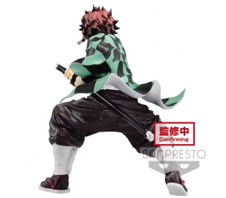 Figura Tanjiro Kamado 1 Demon Slayer Kimetsu no Yaiba Maximatic 18cm