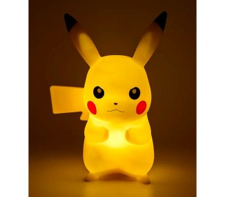 Lampara Led 3D Pikachu Pokemon 25cm