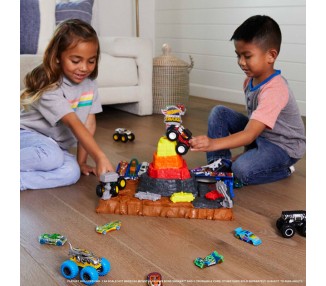 Pista Central Aplastar y Destruir Arena World Monster Trucks Hot Wheels