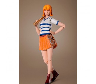 Figura S.H Figuarts Nami One Piece 15cm