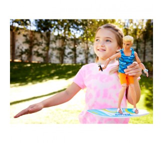 Muñeco Ken Tabla Surf Barbie