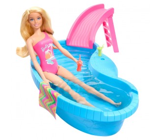 Muñeca + Piscina Barbie