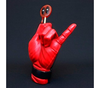 Estatua Heroic Hands Deadpool Marvel 26cm