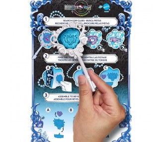 Muñeca Abbey Bominable + armario Monster High Skulltime Secrets