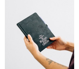 Cuaderno A5 premium + boligrafo proyector Pesadilla Antes de Navidad Disney