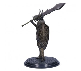 Figura Black Knight Sculpt Collection Dark Souls 20cm
