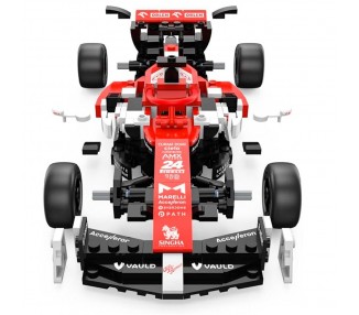 Coche Alfa Romeo Formula 1 montaje