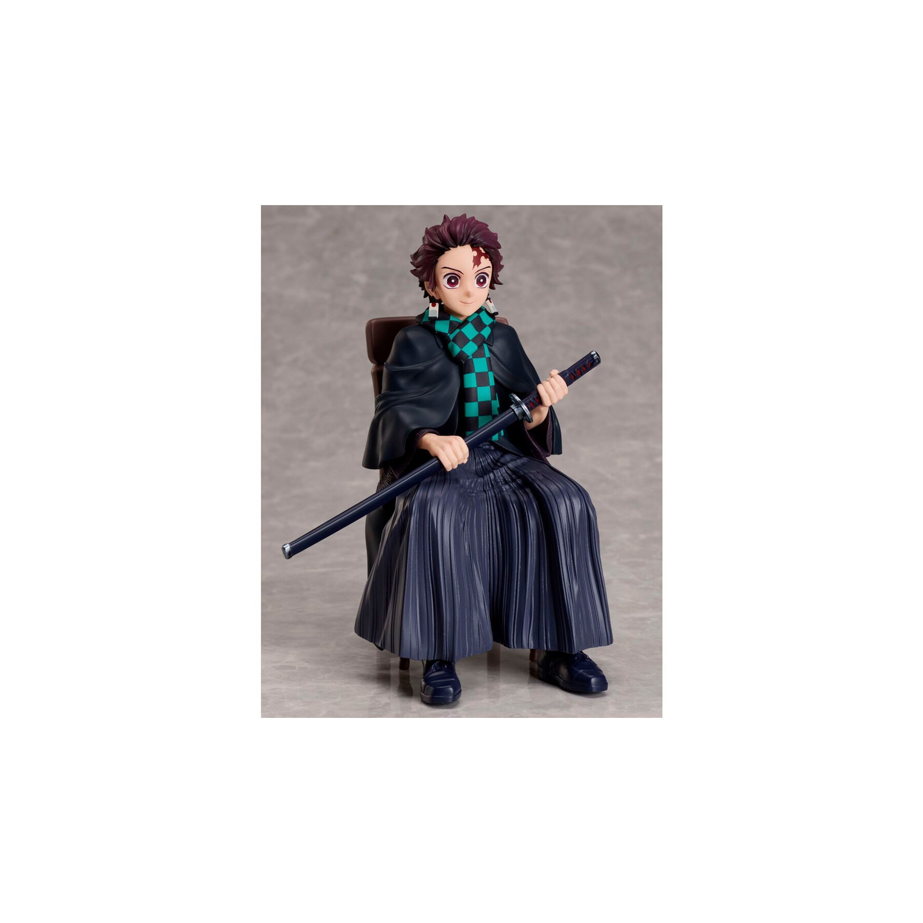 Figura Tanjiro Kamado Demon Slayer Kimetsu no Yaiba 15cm