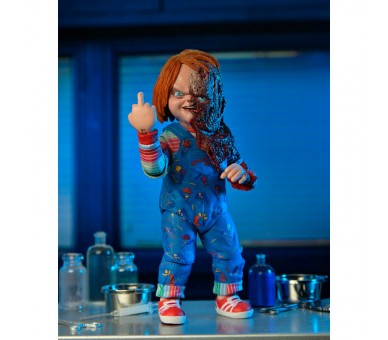 Figura Ultimate Chucky - Chucky el Muñeco Diabolico 18cm