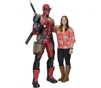 Estatua tamaño real Deadpool Marvel 185cm