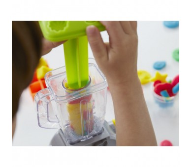Licuadora de batidos coloridos Play-Doh