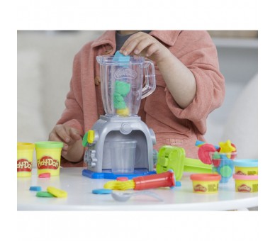 Licuadora de batidos coloridos Play-Doh