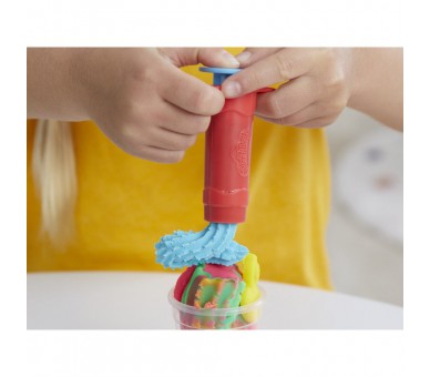 Licuadora de batidos coloridos Play-Doh