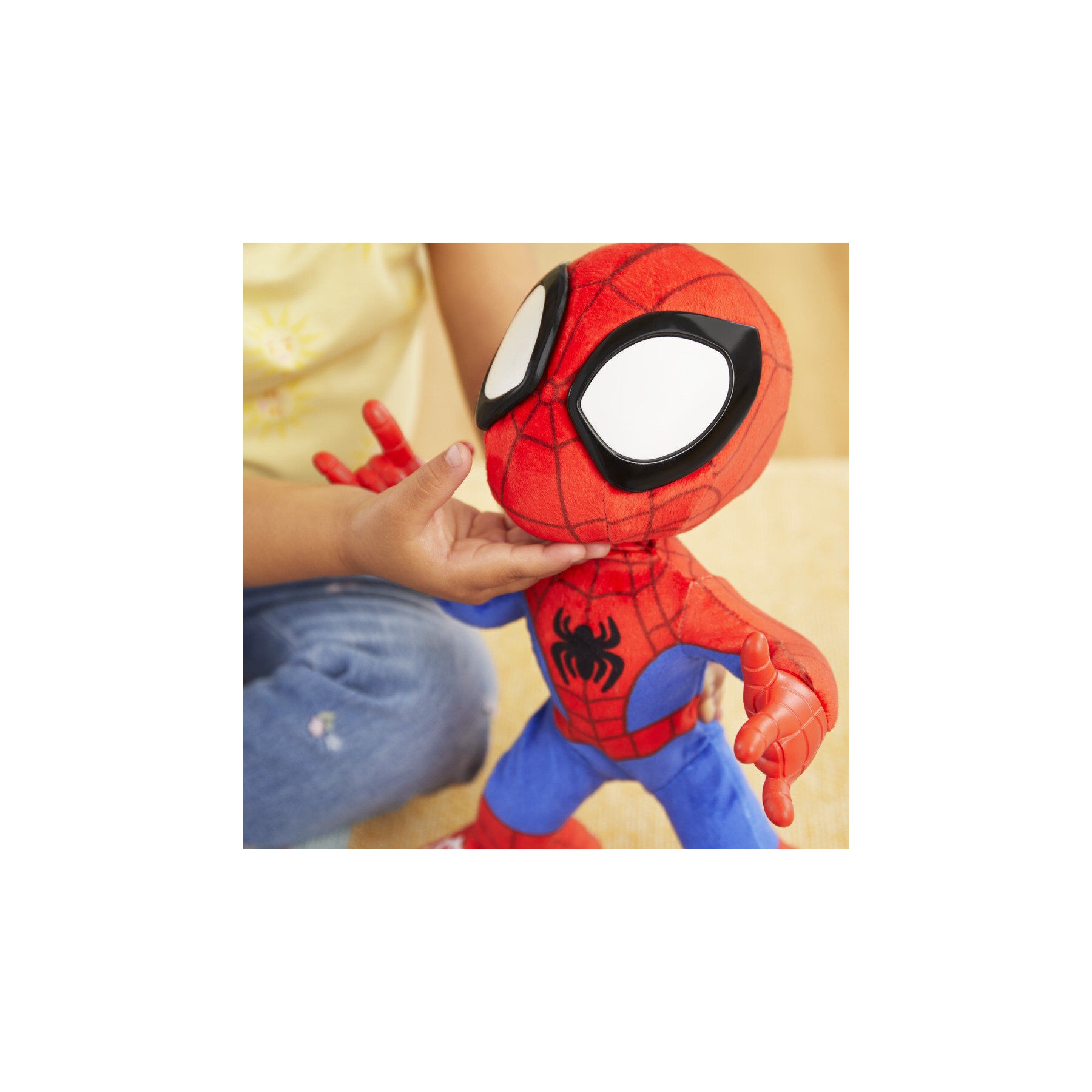 Muñeco peluche Spidey Baila y Gatea Spidey and His Amazing Friends Marvel