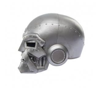 Casco premium Doctor Doom Marvel Legends