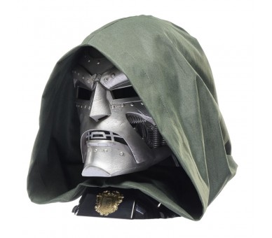 Casco premium Doctor Doom Marvel Legends
