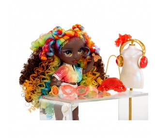 Muñeca Iris Crystal Fashion Rainbow High