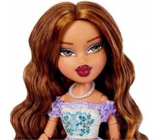 Muñeca Yasmin Goin Out Bratz 25cm