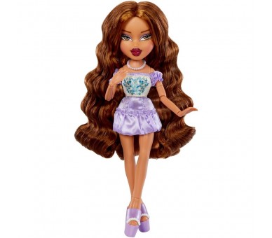 Muñeca Yasmin Goin Out Bratz 25cm
