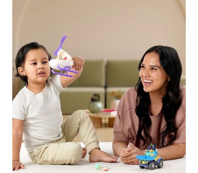 Vehiculo + figura Bluey surtido