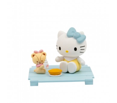 Figura sorpresa Sweetheart Playmates Hello Kitty surtido