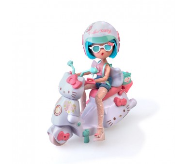 Muñeca Manga Pretty Pink Scooter Hello Kitty