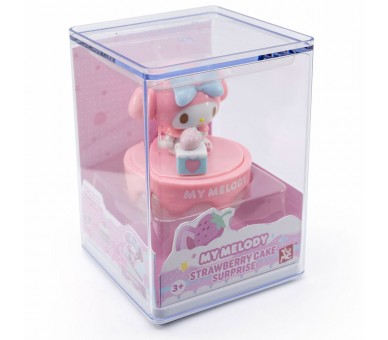 Capsula sorpresa 50th Anniversary Hello kitty 9cm surtido