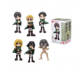 Figura sorpresa Attack On Titan 9cm surtido