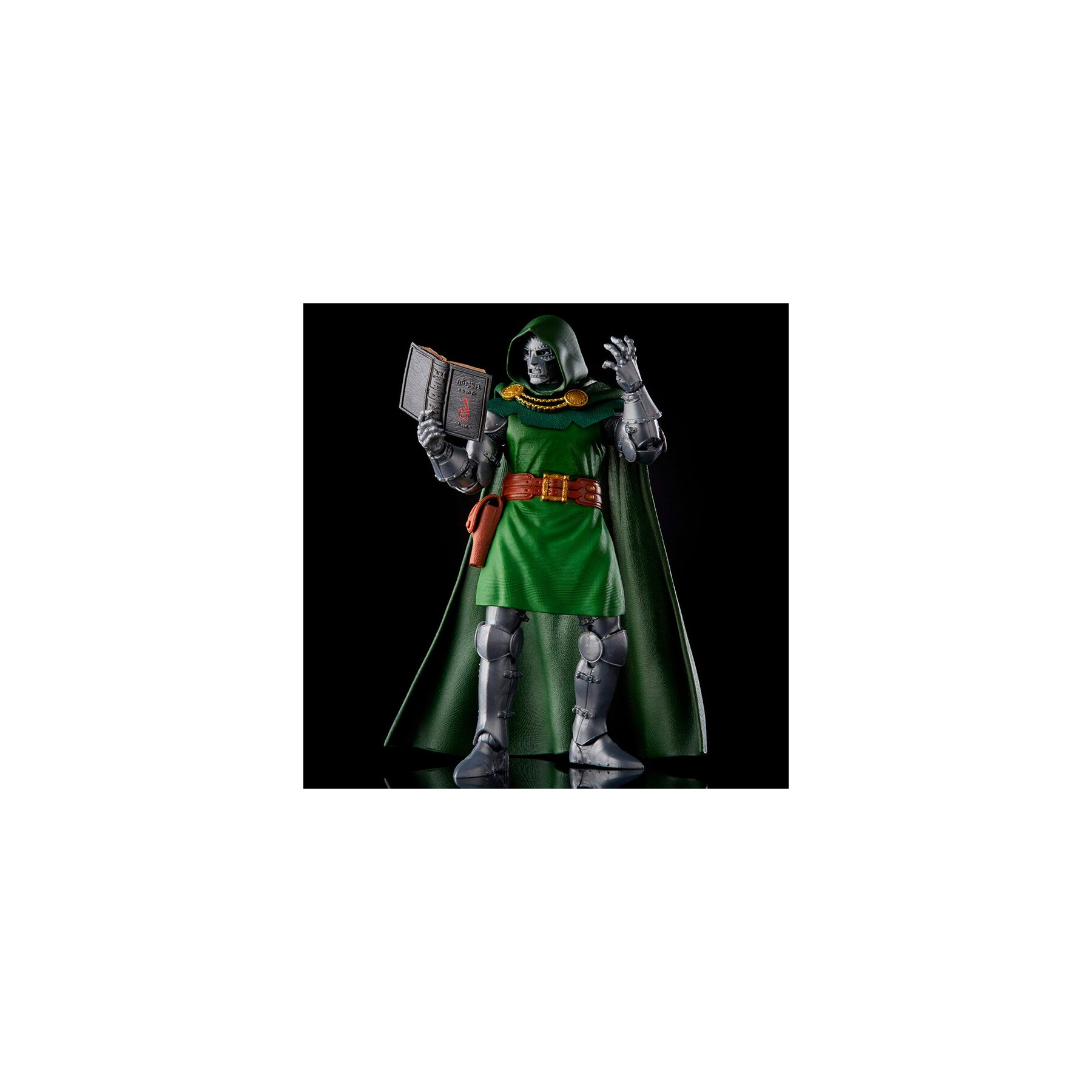 Figura Dr. Doom Los 4 Fantasticos Marvel 15cm