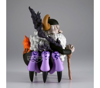 Figura St. Jaygarcia Saturn Mega World Collectable One Piece 13cm