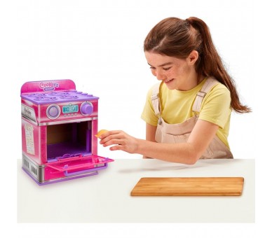 Horno Magico peluche interactivo Cookeez Makery