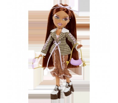 Muñeca Yasmin Stylin + Camiseta Bratz