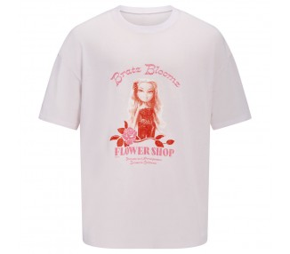 Muñeca Yasmin Stylin + Camiseta Bratz