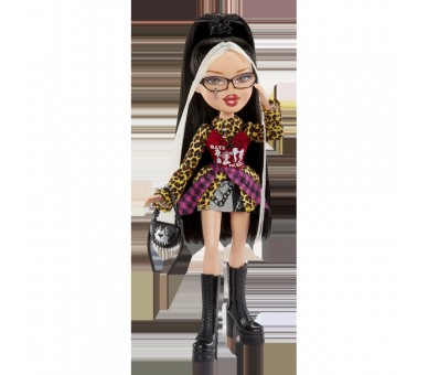 Muñeca Jade Stylin + Camiseta Bratz