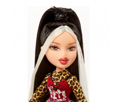 Muñeca Jade Stylin + Camiseta Bratz