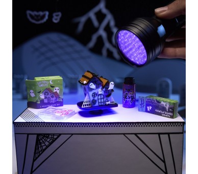 Capsula sorpresa Miniverse Make it Mini Halloween Beetlejuice surtido