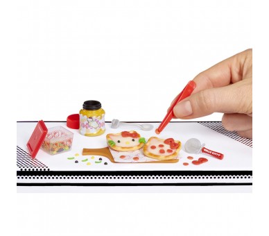 Capsula sorpresa Miniverse Make It Mini Hello Kitty series 2 surtido