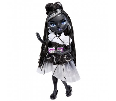 Muñeca Shanelle Onyx Collector Doll Shadow High