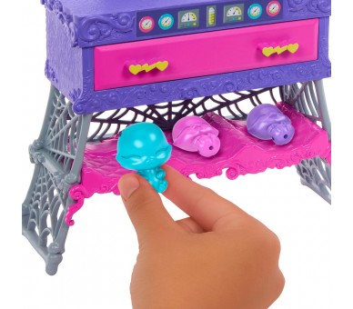 Muñeca Frankie Stein + Laboratorio Monster High