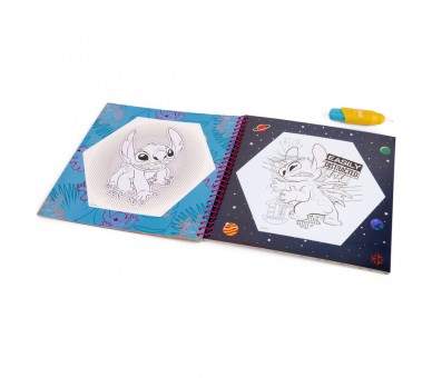 Libro magico pinta con agua Stitch Disney