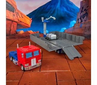 Figura Optimus Prime Studio Series Commander Transformers 17,5cm