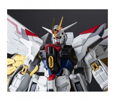 Figura Mighty Strike Freedom Gundam Universe 15cm