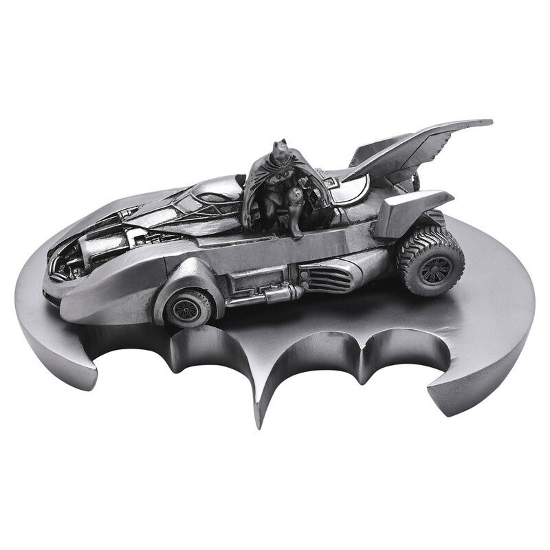 Figura Batmobile & Batman DC Comics