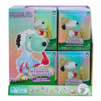 Figura escenario sorpresa Snoopy Peanuts surtido