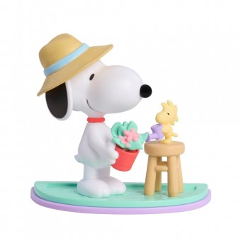 Figura escenario sorpresa Snoopy Peanuts surtido