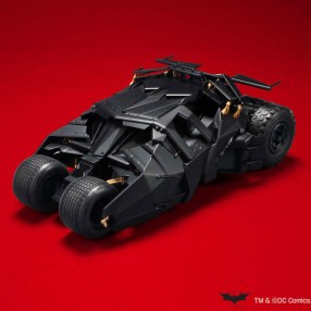 Coche Model Kit Batmobile Batman Begins DC comics 1/35